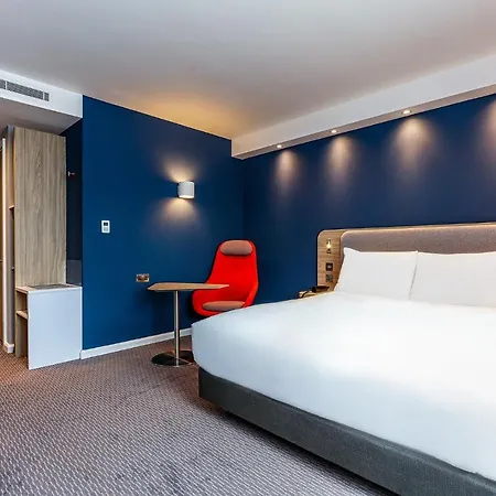 Express & - Basel - By Ihg Aparthotel 3*